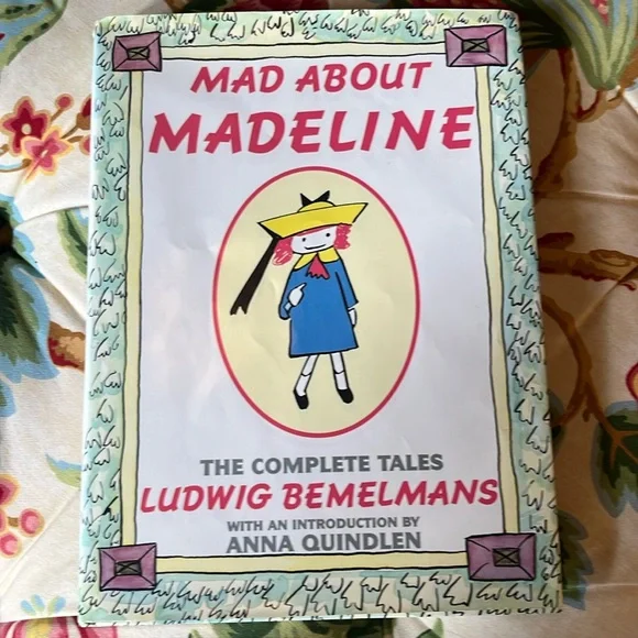 洋書絵本MAD ABOUT MADELINETHE COMPLETE TALES Mad about Madeline The Complete Tales by Ludwig Bemelmans READ
